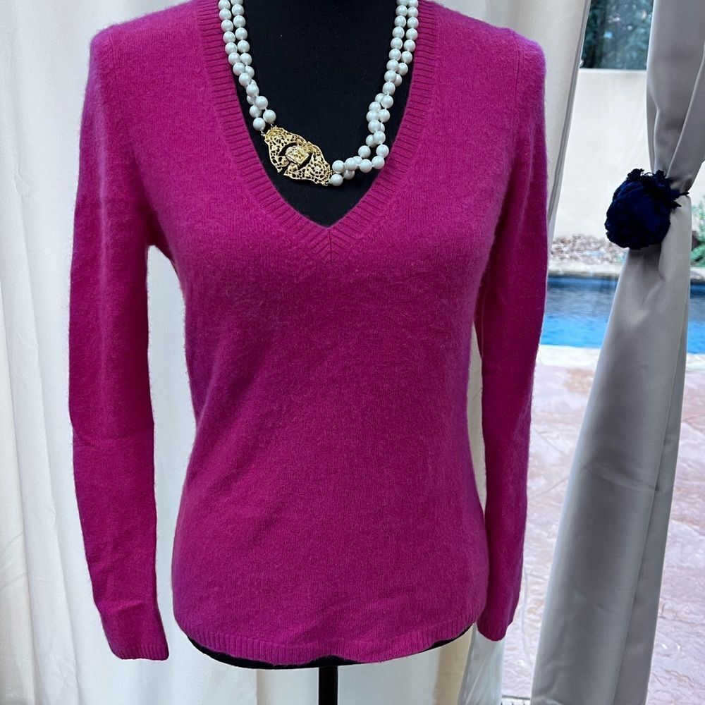 Caslon 100% cashmere Pink V-neck Pullover sweater SZ S